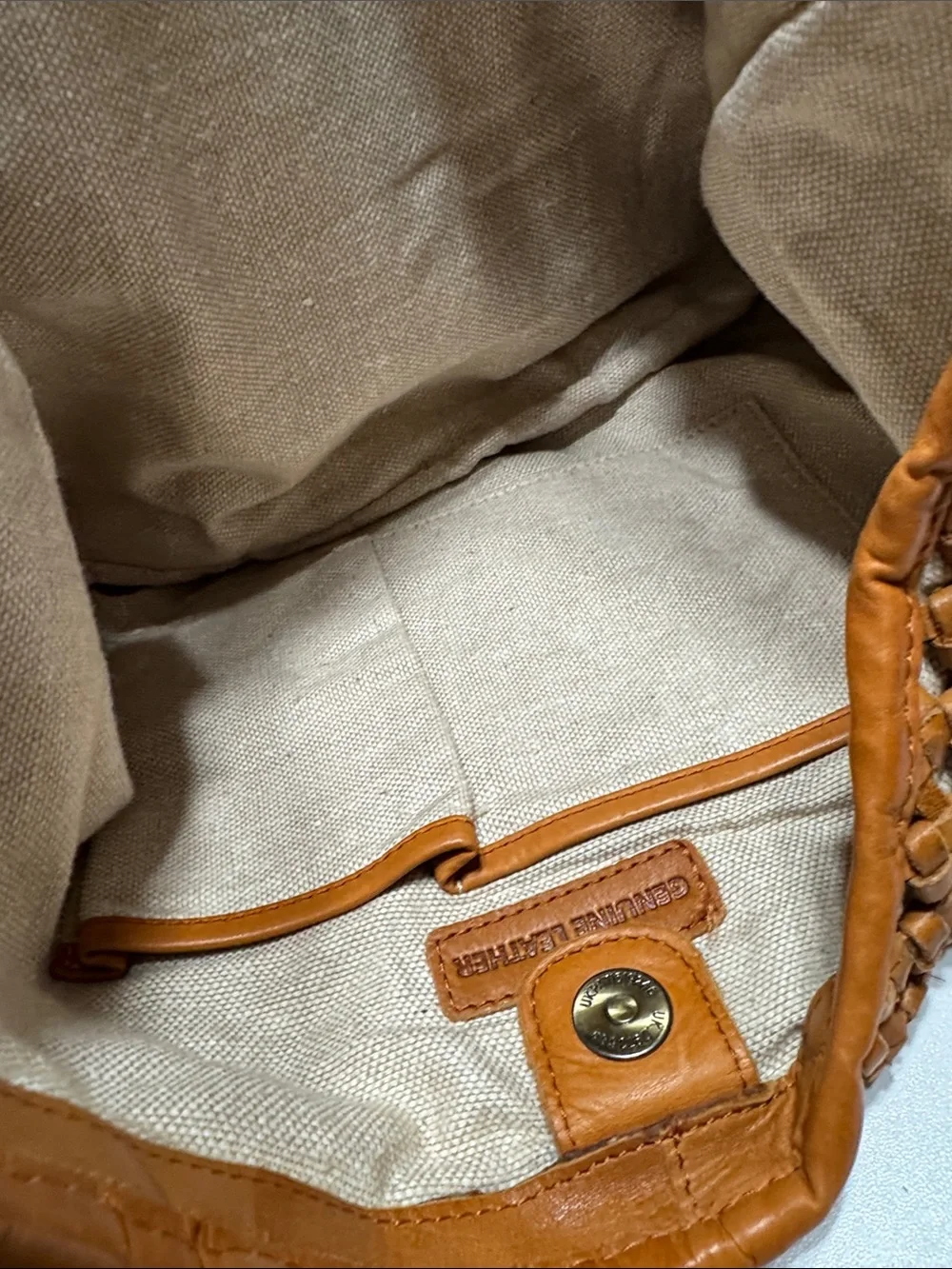 Woven Leather Hobo Bag in Tan by Maria Ponte